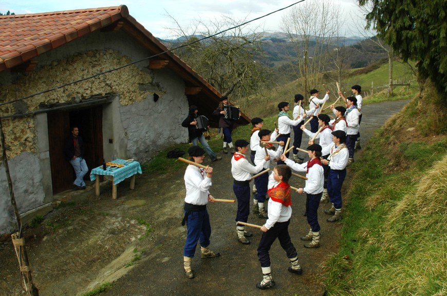 Amezketako Talai Dantza (2008 - Oier Araolaza / dantzan.com - CC-BY-SA)
