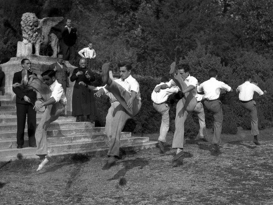 Eresoinka taldearen argazkiak (1938)
