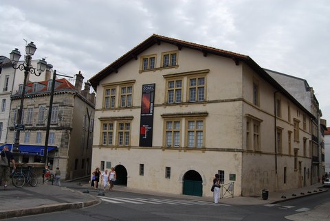 Rouge musée