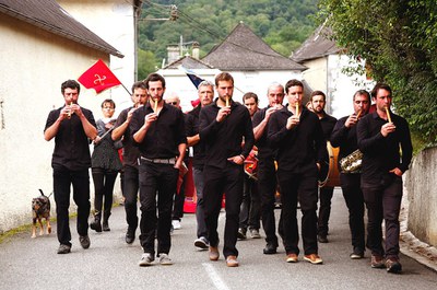 chanson basque rencontre bigourdan