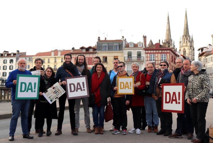 Les représentants des éditeurs d'Iparralde à Bayonne (photo : Maia Etchandy - ICB)