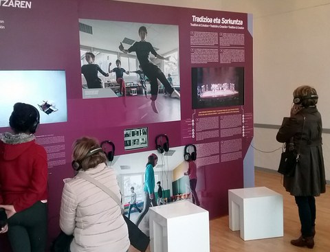 L'exposition "SOKA, regards sur la danse basque" à Pampelune