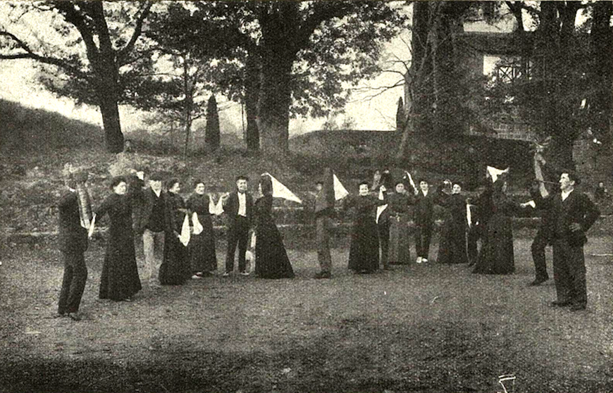 Danse en chaîne à Itxassou en 1924 (Gure Herria, 1924 nº05 - Bilketa.eus)