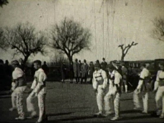 Danseurs Kaskarot à Biarritz (1927)