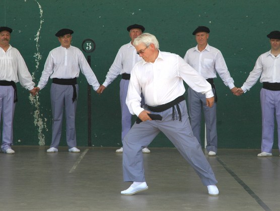 Le maître de danse Josema Mendiola. Añorga (Gipuzkoa)